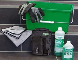 Glazenwasserskleding en accessoires voor comfortabel werken