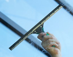 Ontdek ons assortiment raamwissers voor een streeploze glans