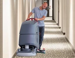 Effectieve schrobzuigmachines voor een grondige reiniging